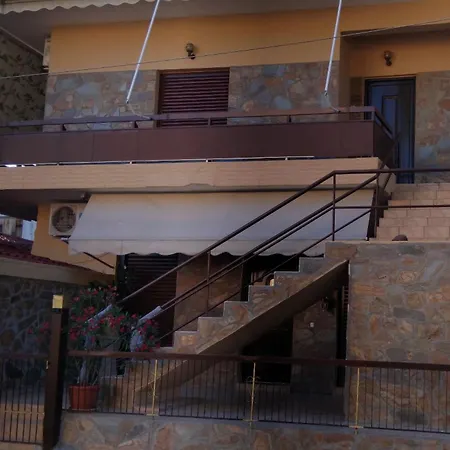 Nyaraló Aggeliki 1 *